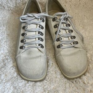 Donald J. Pliner Sport White Canvas Sneakers